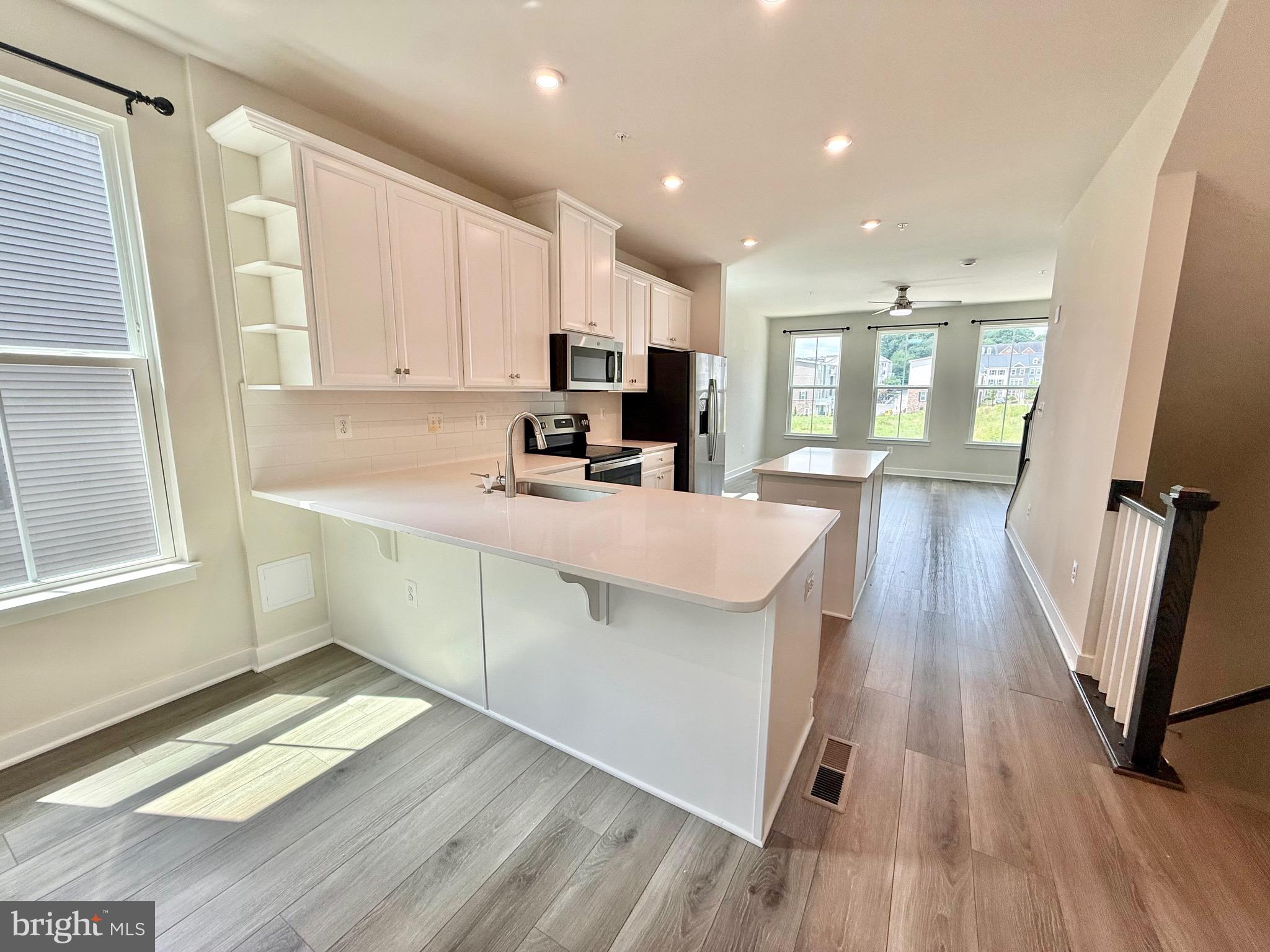 7515 BHARAT WAY