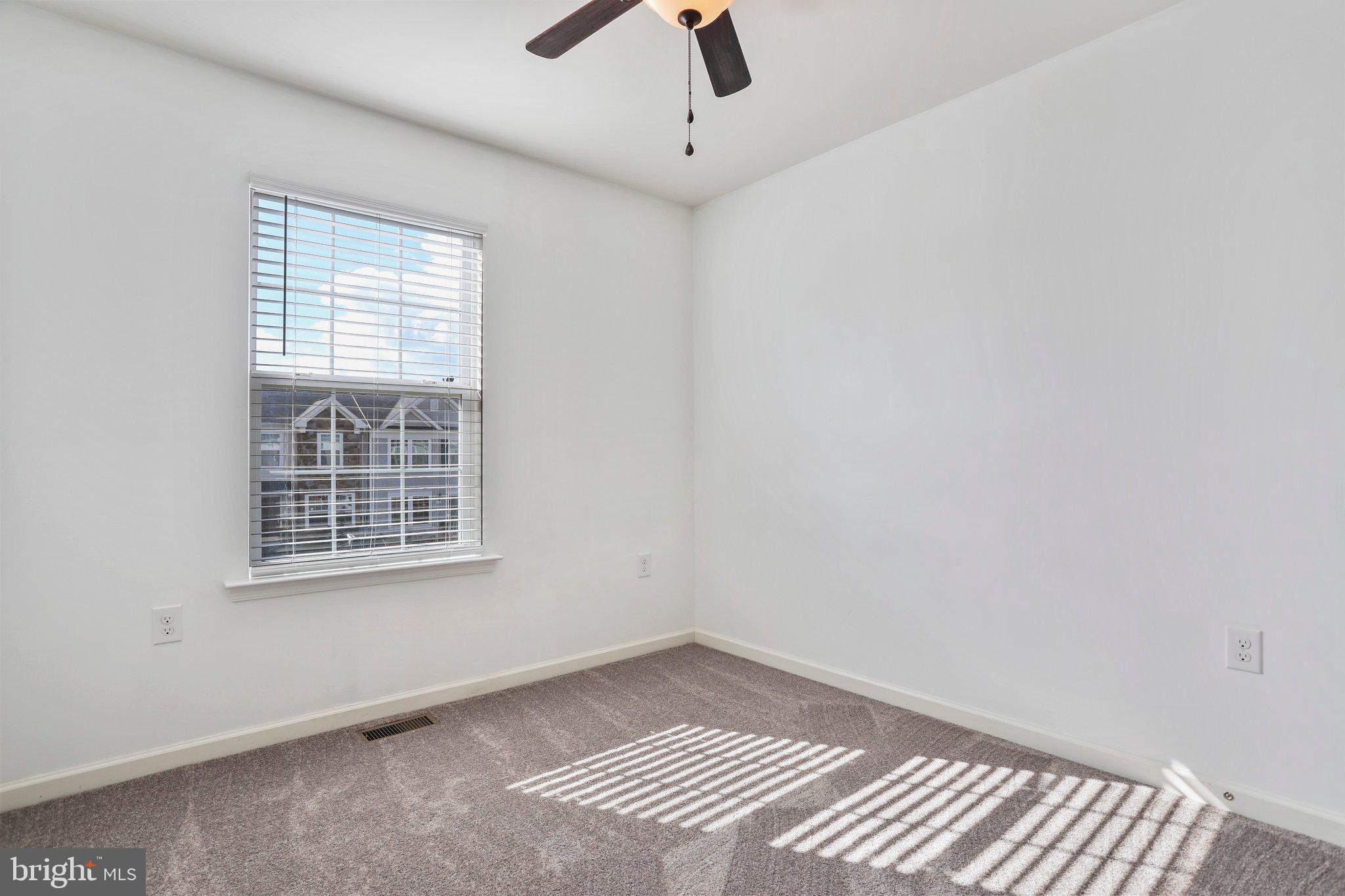 MANOR PARK - Residential