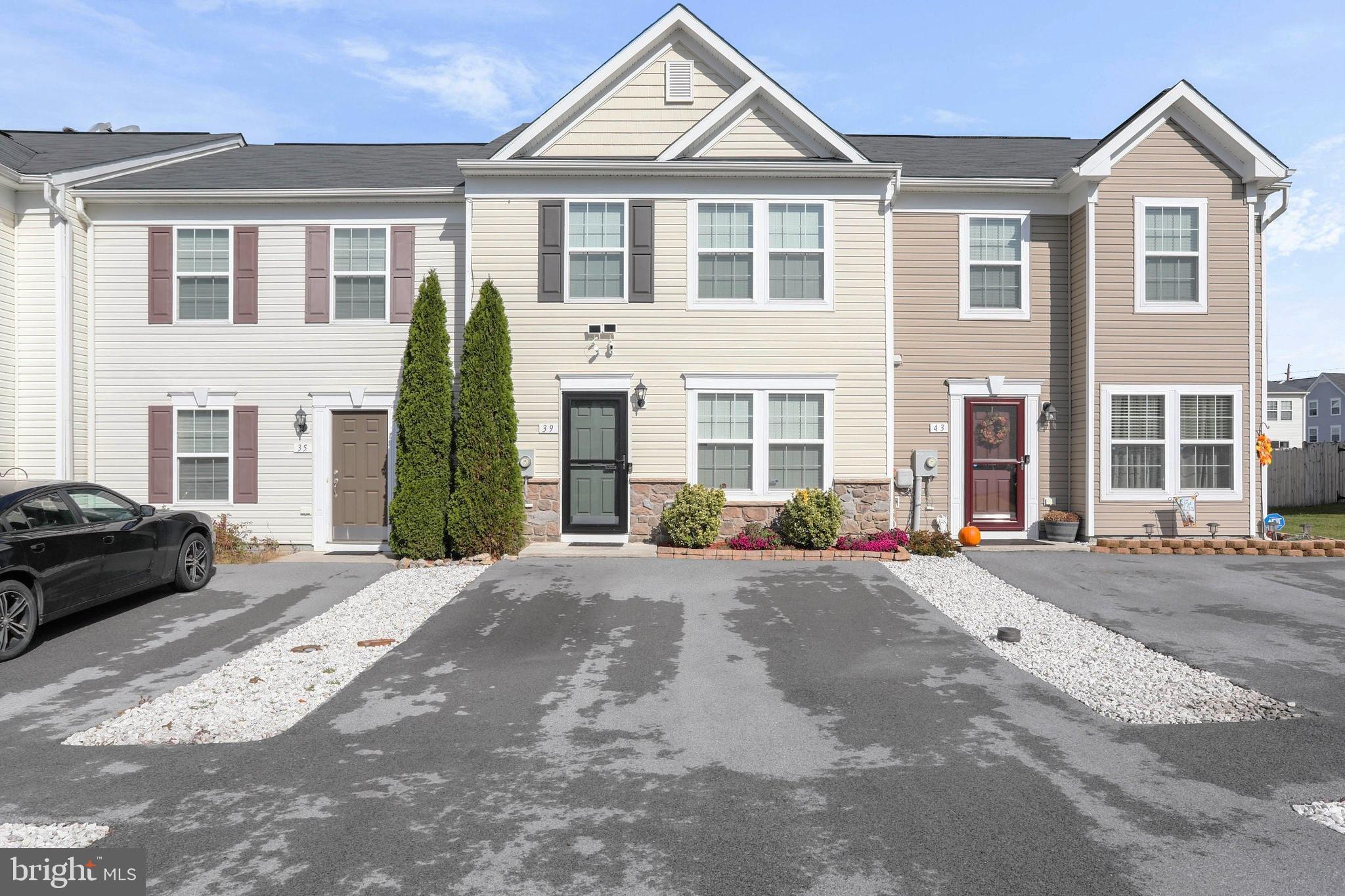 MANOR PARK - Residential