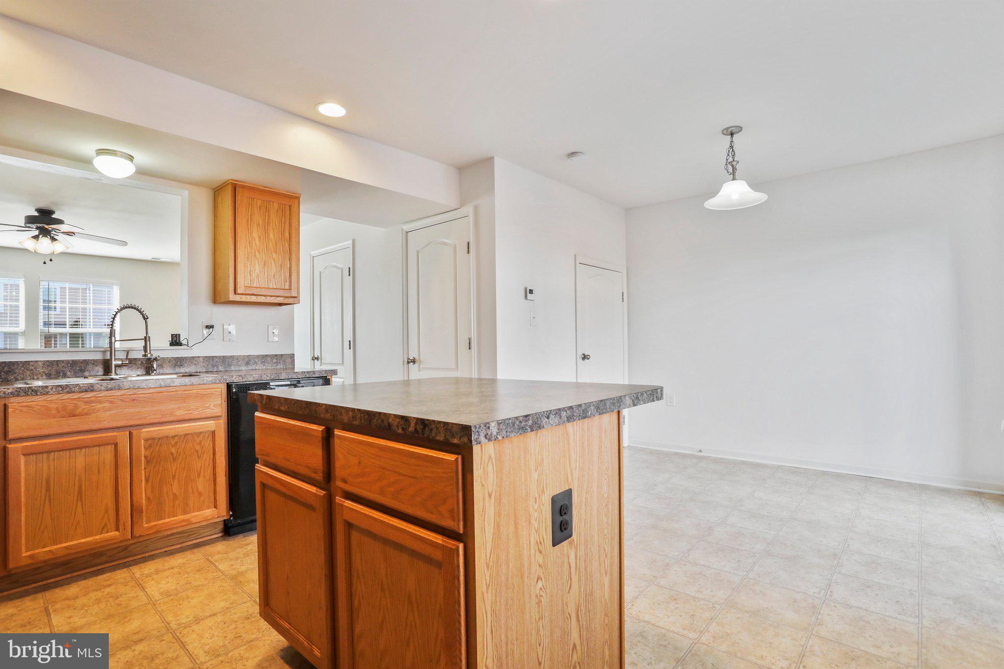 MANOR PARK - Residential