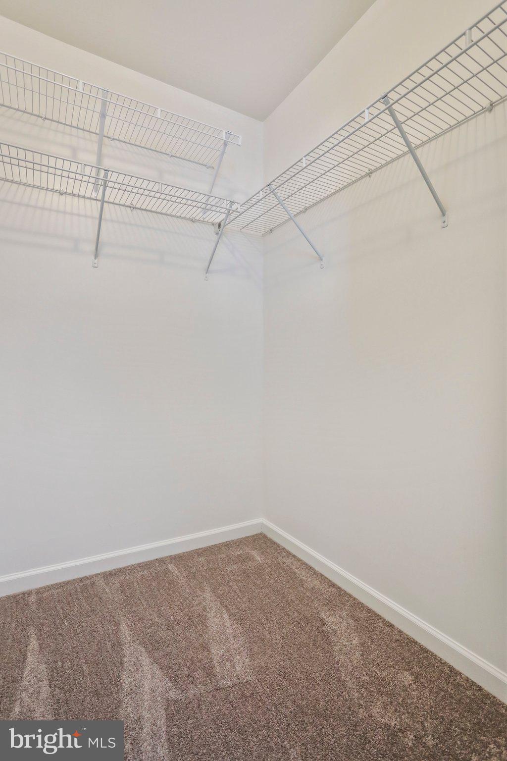 MANOR PARK - Residential