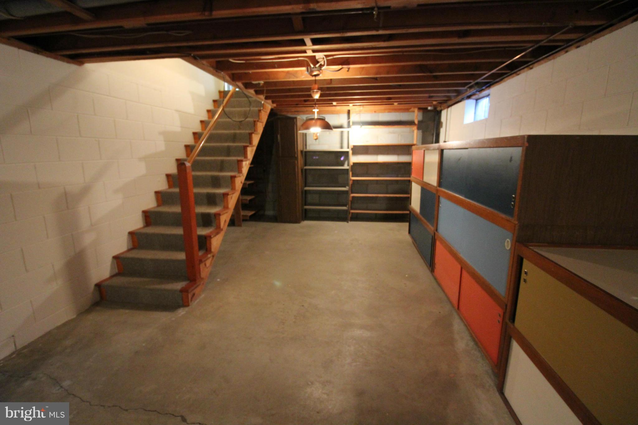 VALLEY VIEW - Residential Lease