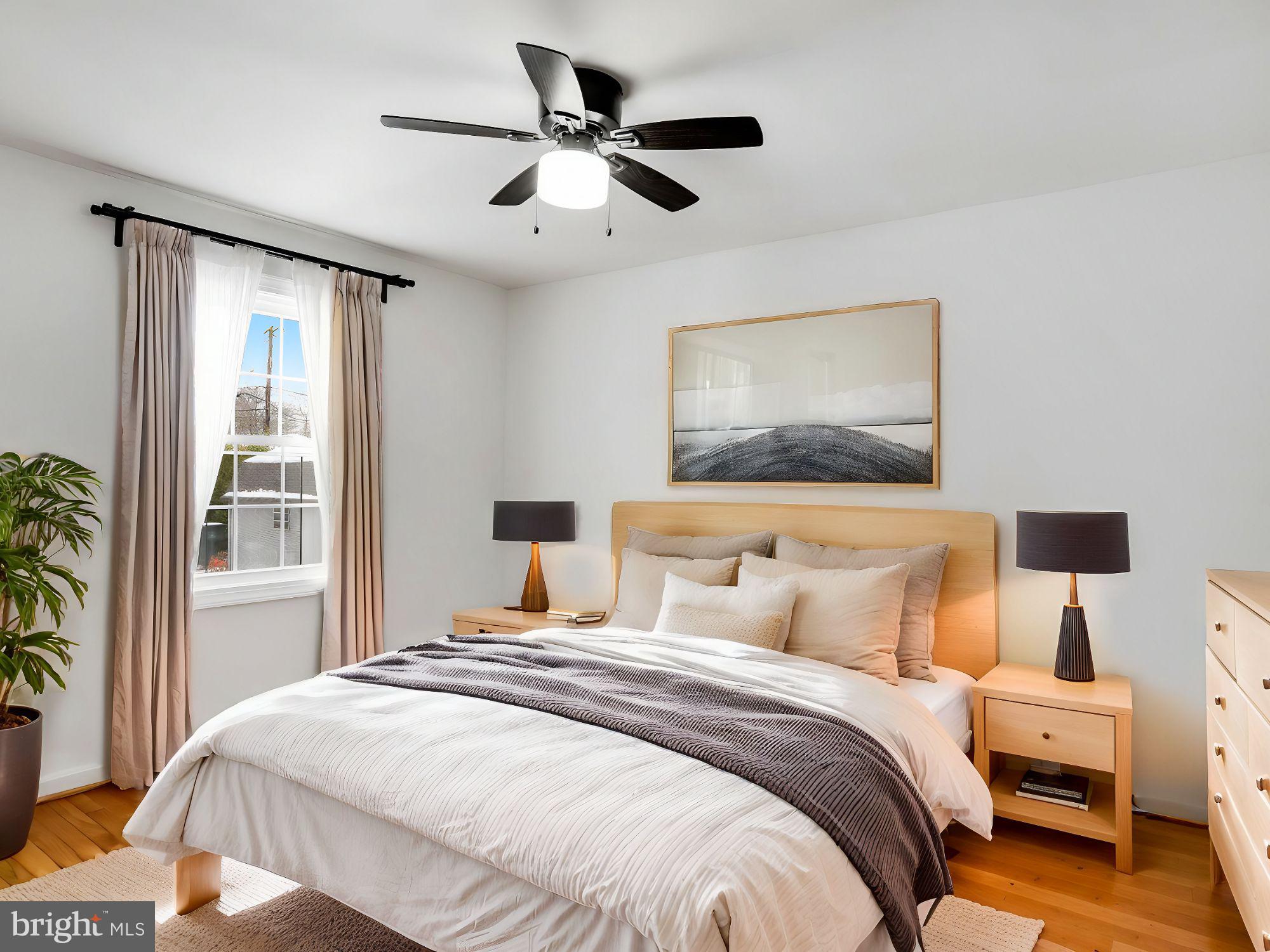 HOLLYWOOD - Residential