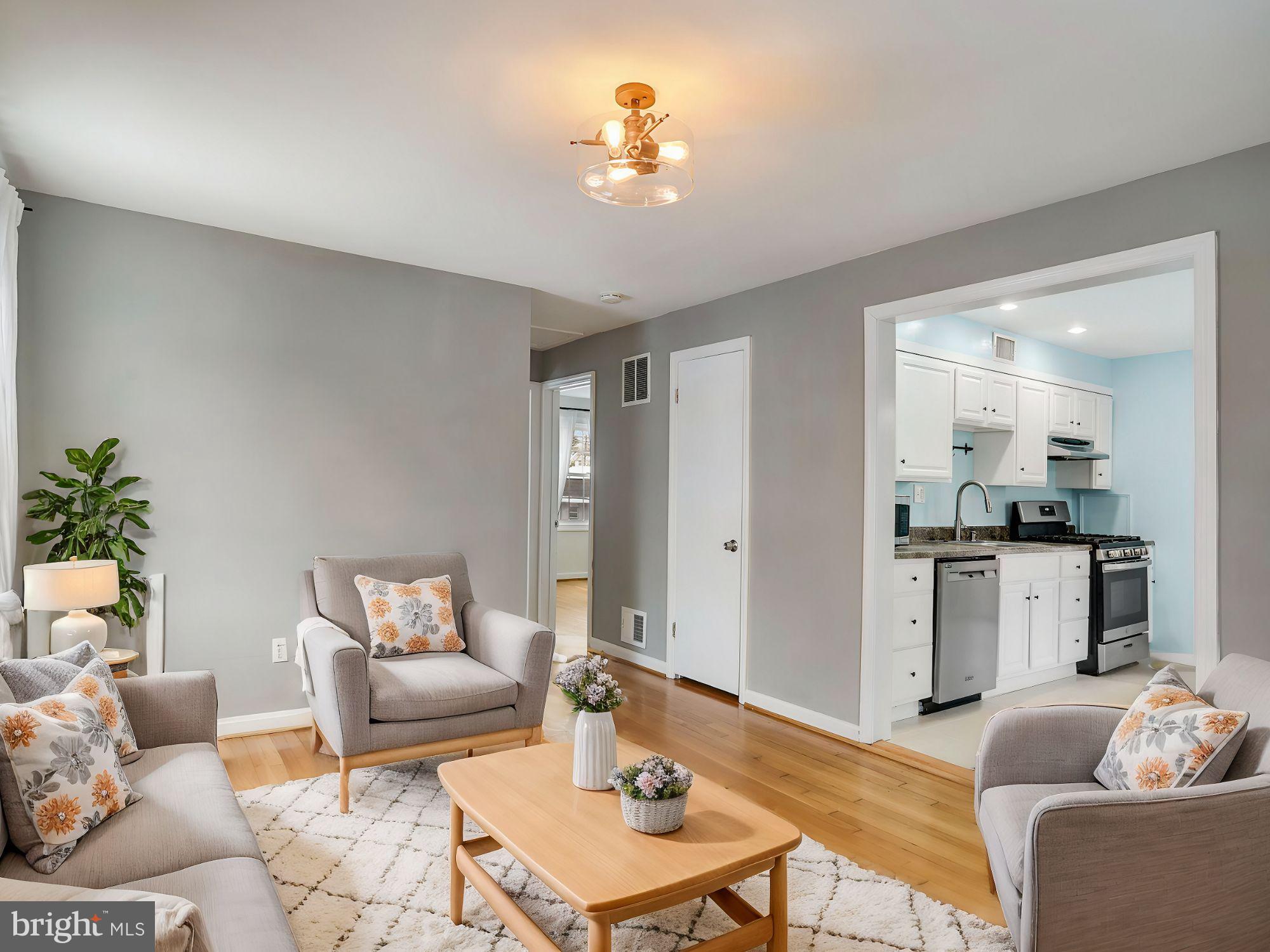 HOLLYWOOD - Residential