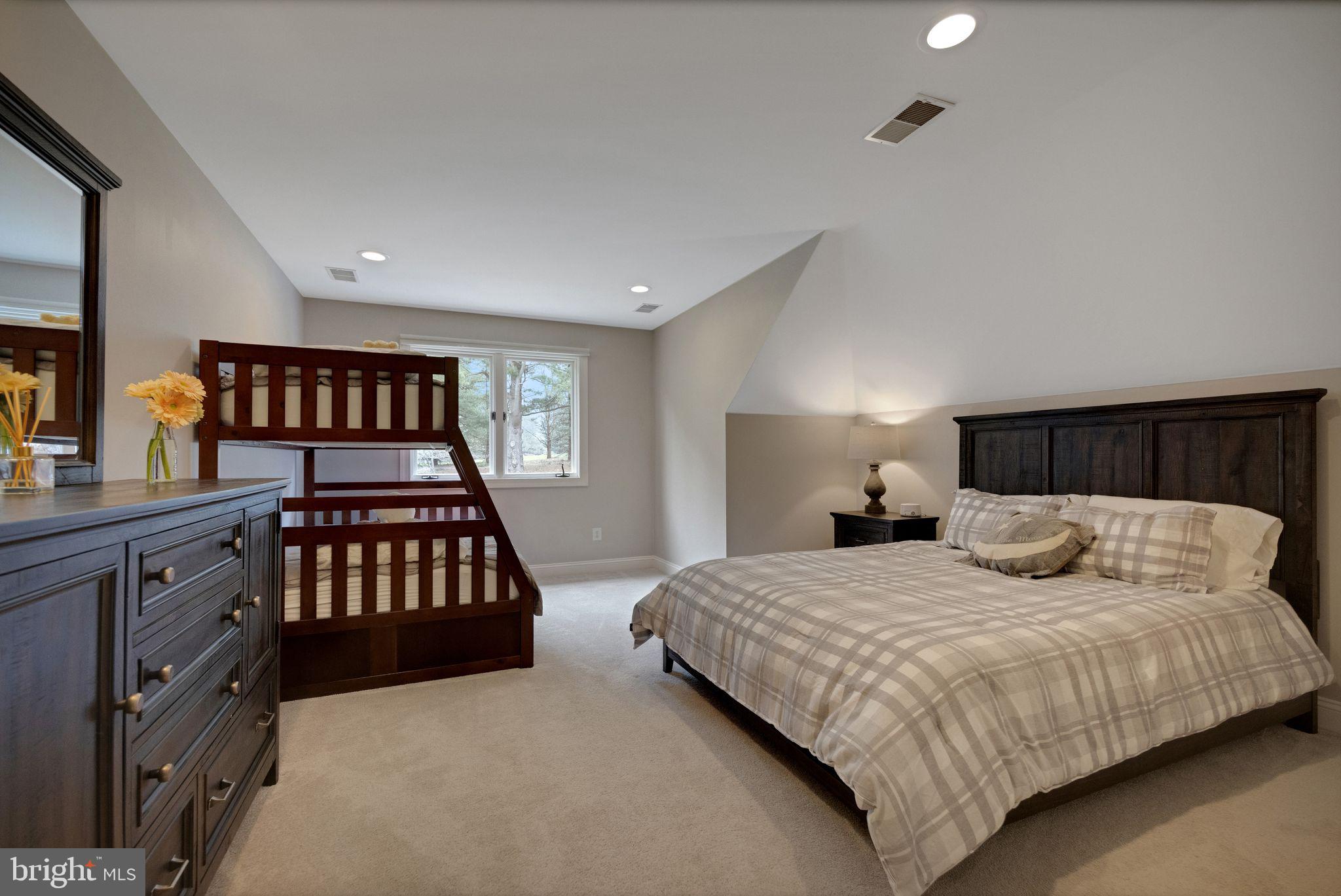 WYLLPEN FARM - Residential