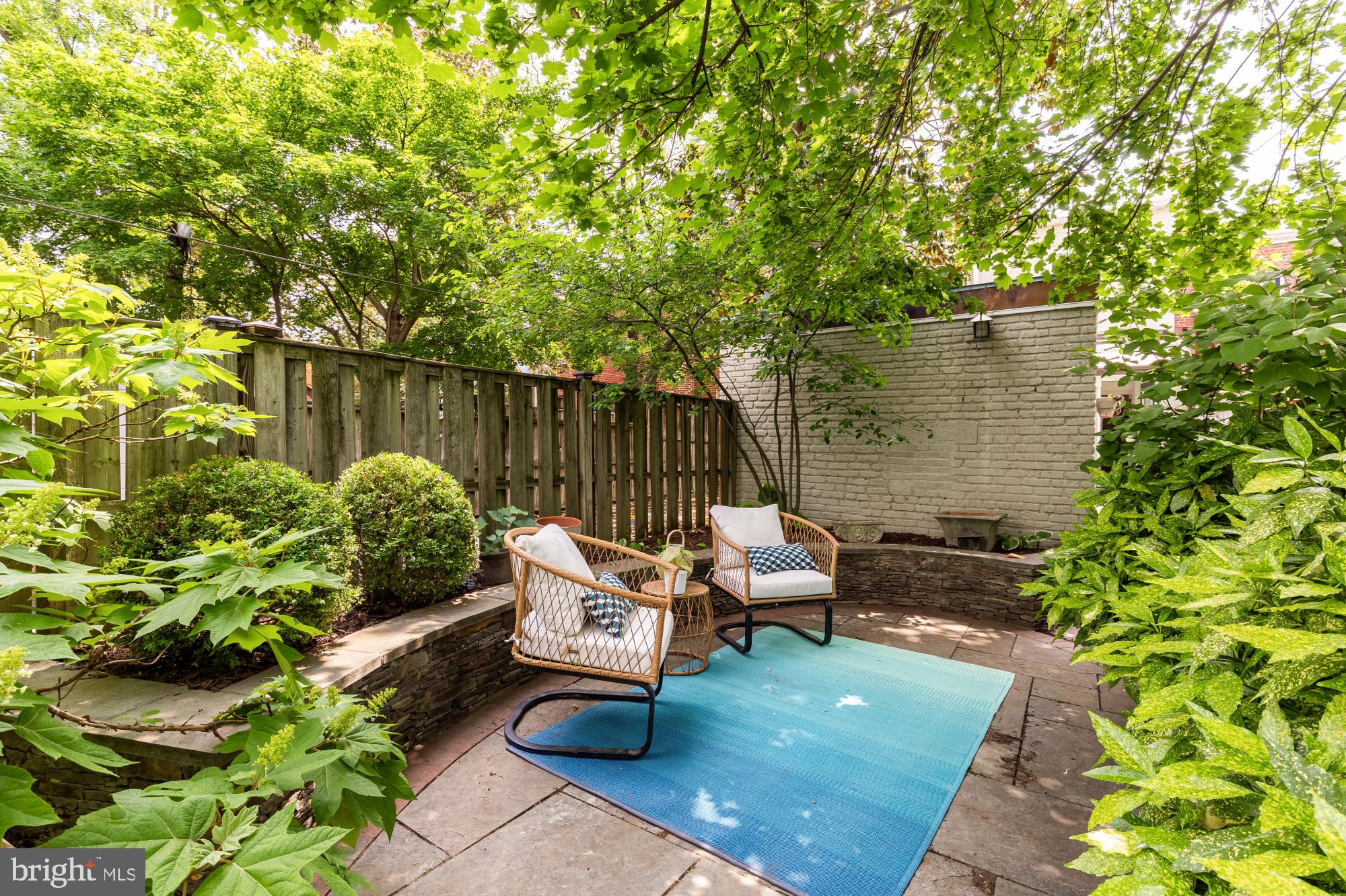 CAPITOL HILL - Residential