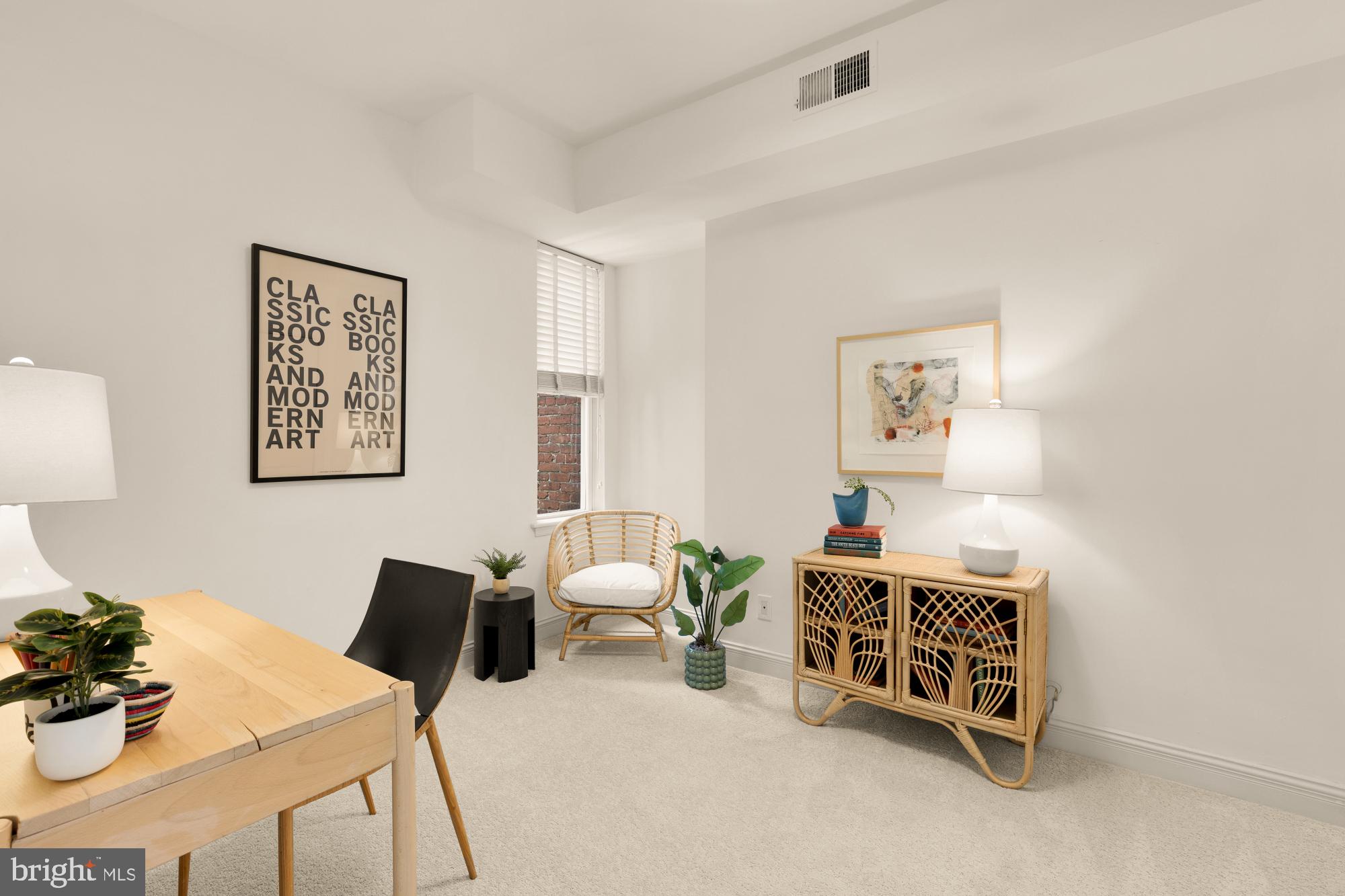 CAPITOL HILL - Residential