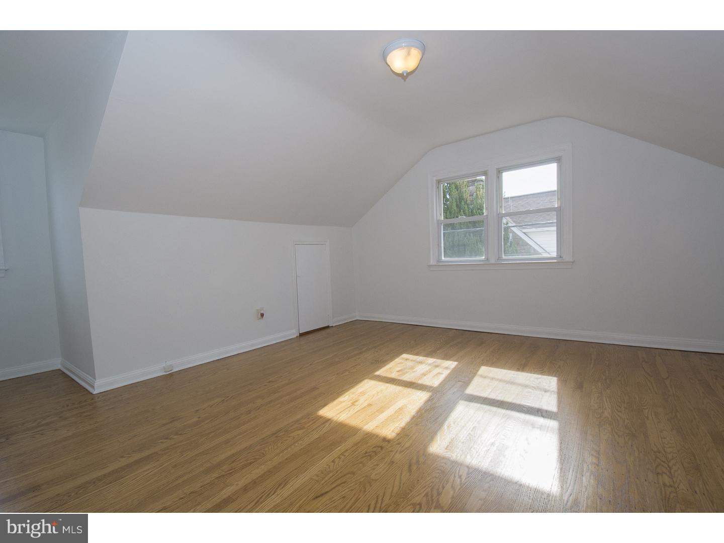 STONEY CREEK - Residential