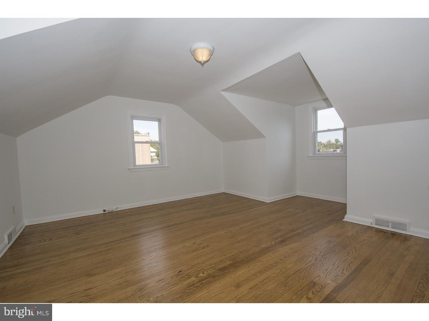 STONEY CREEK - Residential