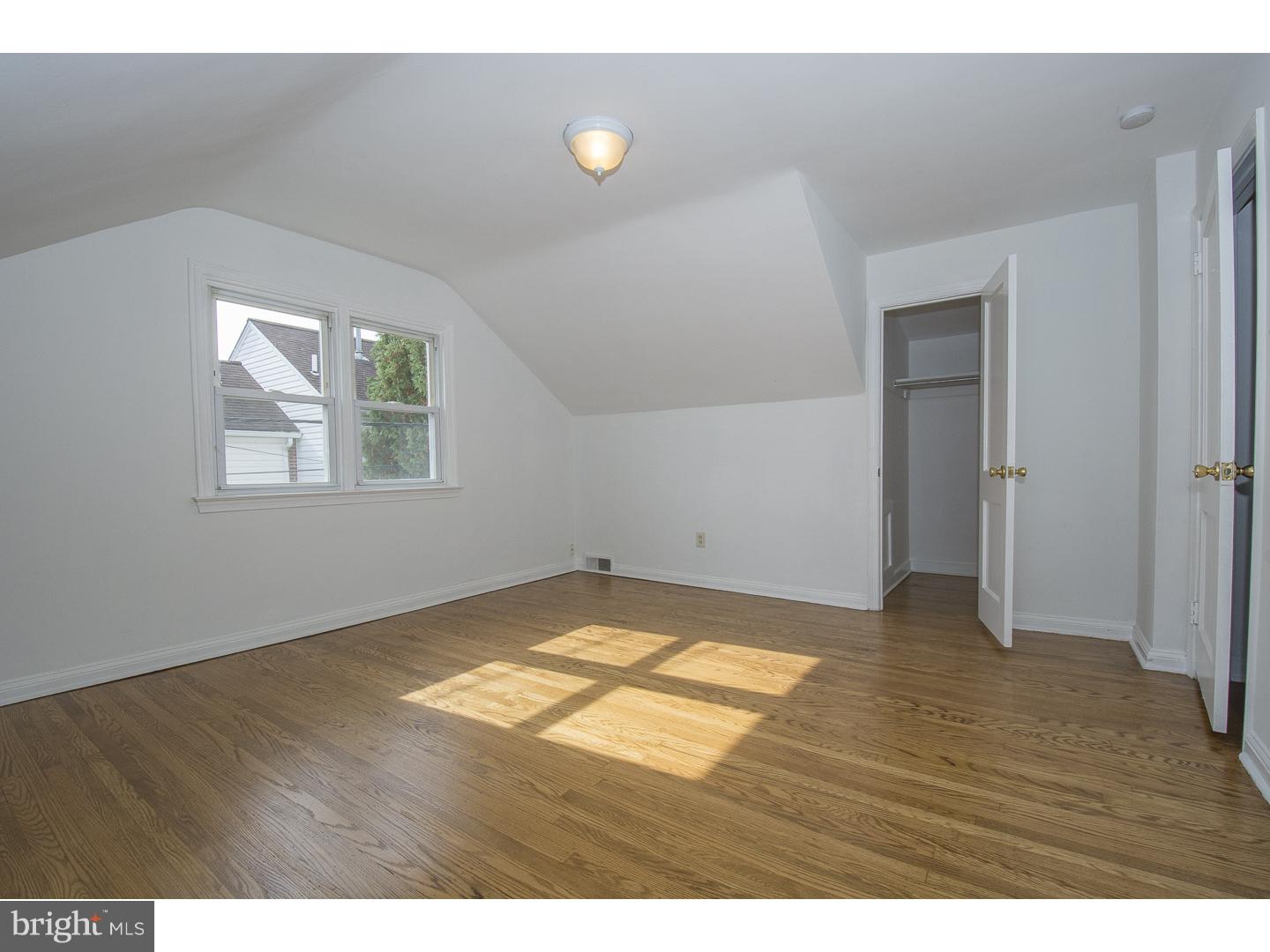 STONEY CREEK - Residential