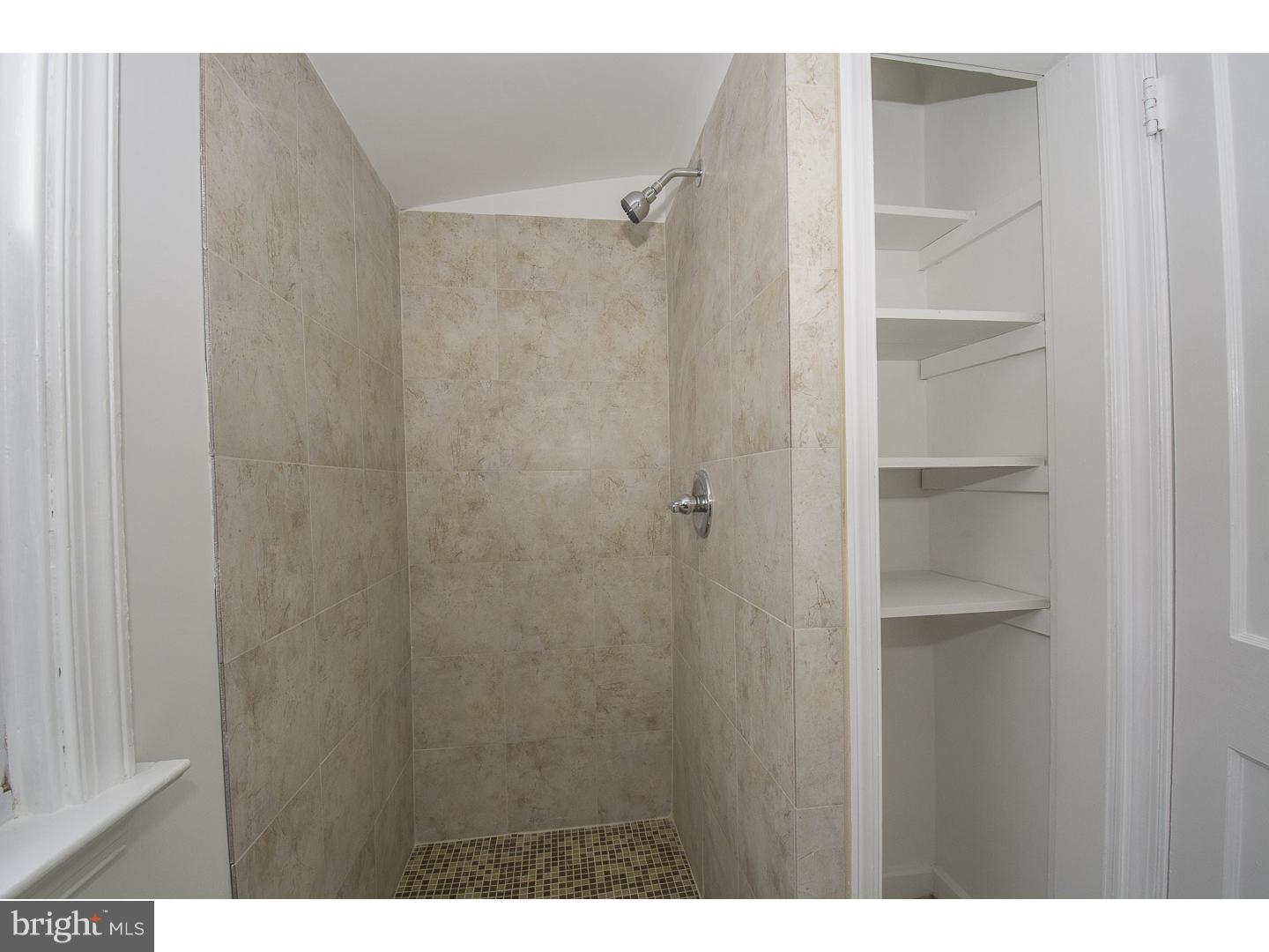 STONEY CREEK - Residential