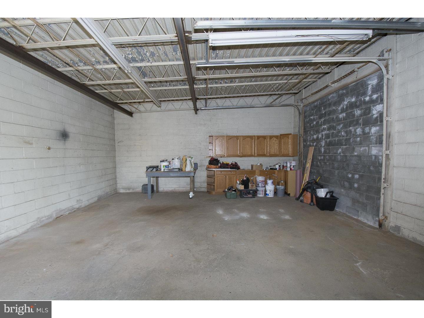 STONEY CREEK - Residential