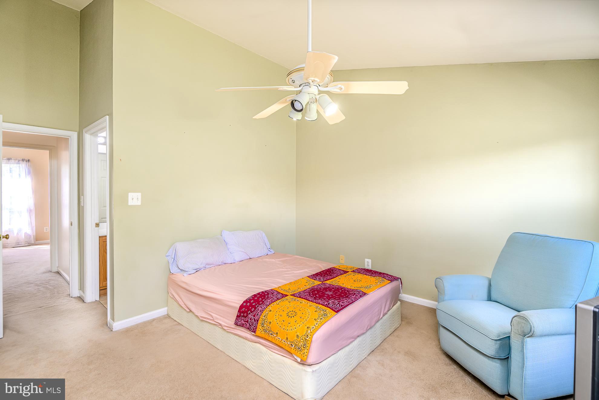 COMPTON VILLAGE - Residential