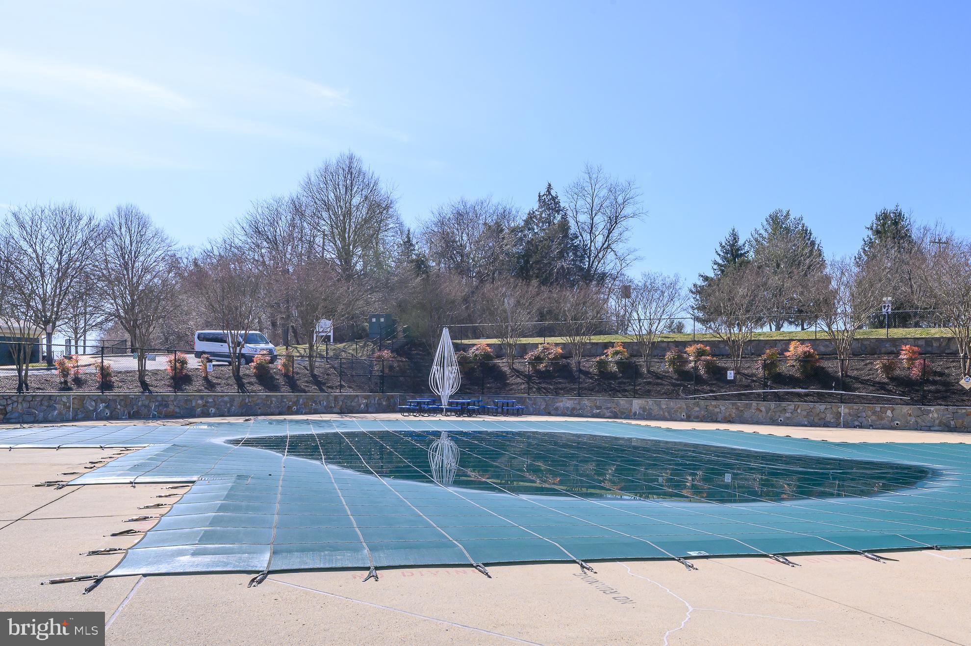 COMPTON VILLAGE - Residential