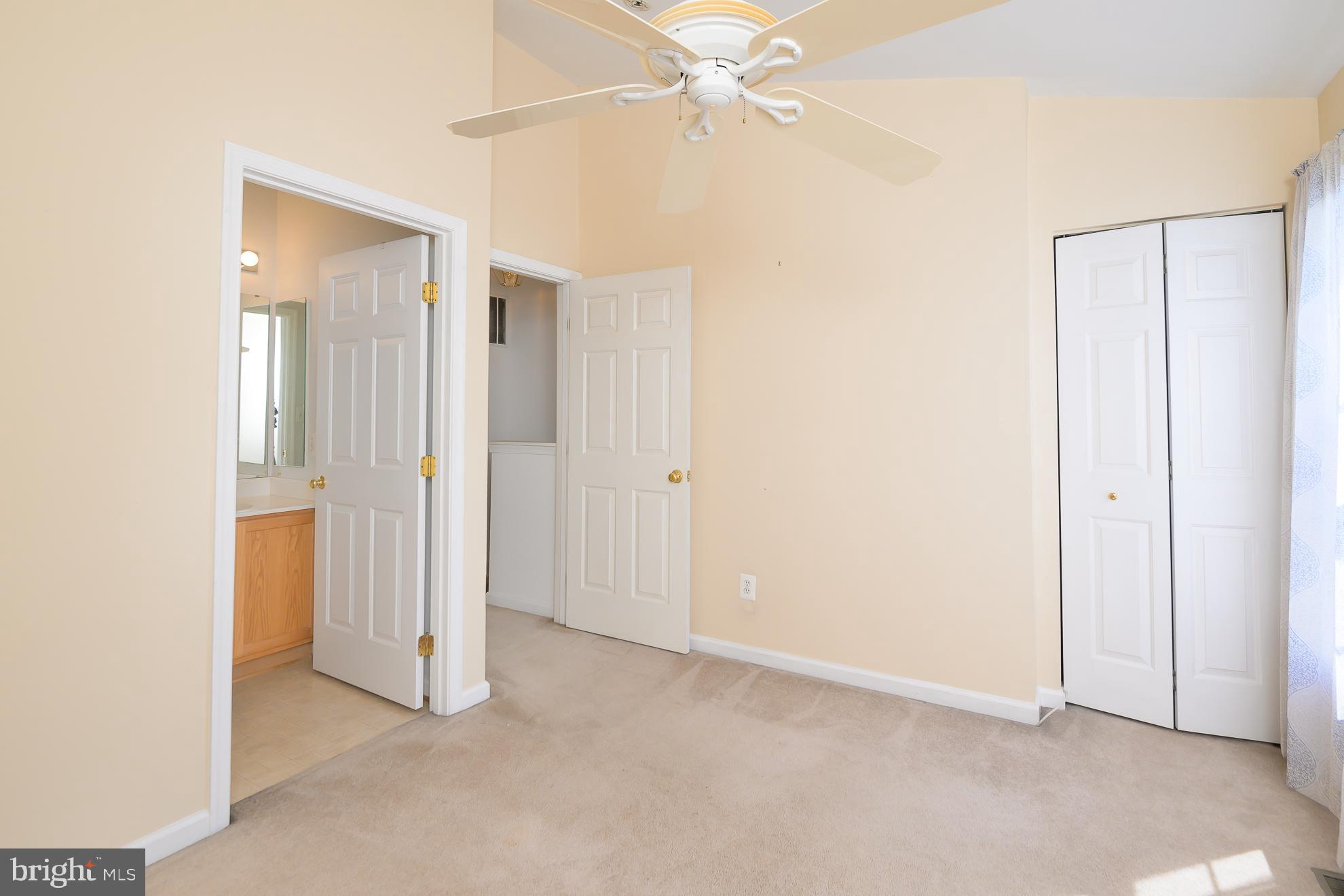 COMPTON VILLAGE - Residential