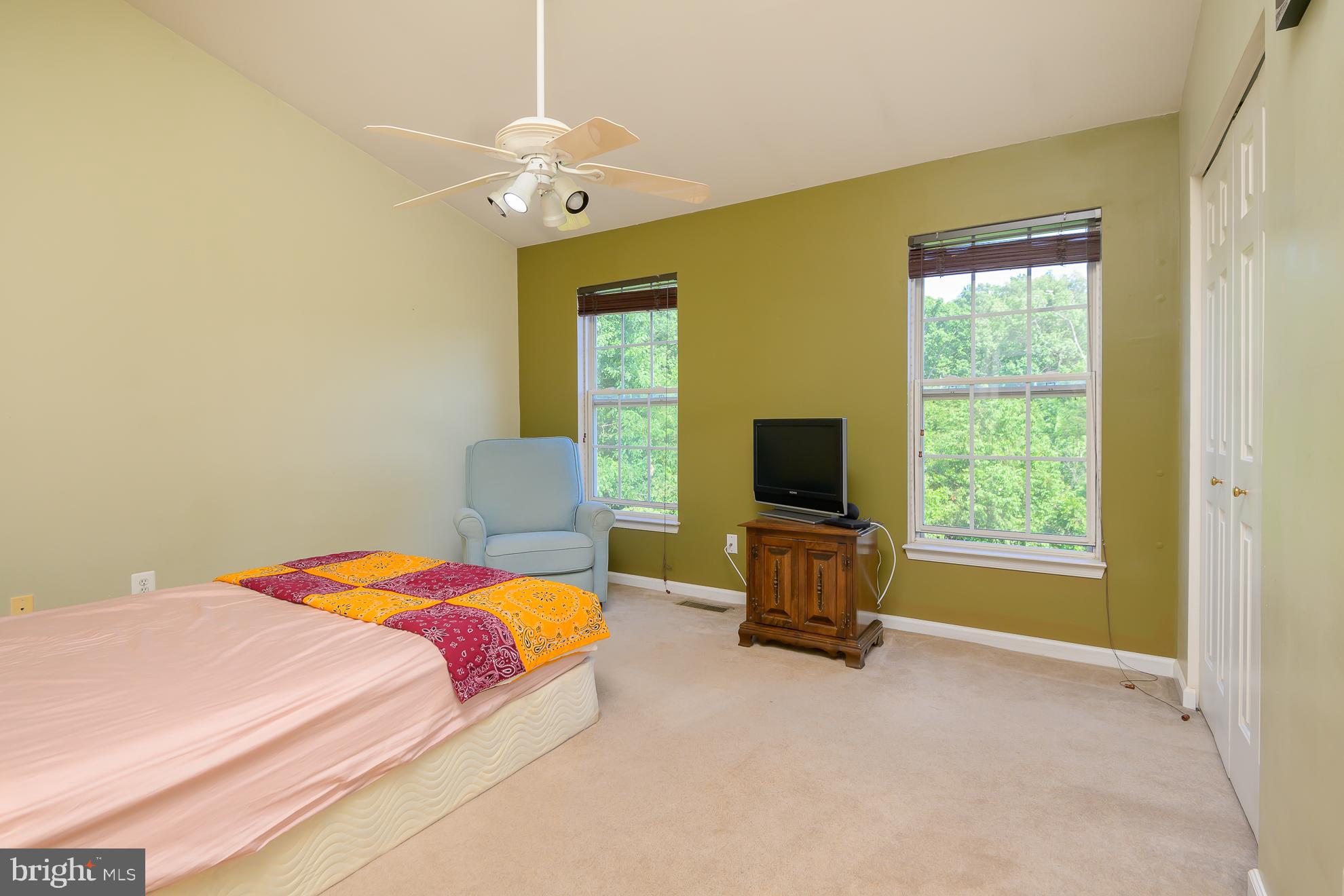 COMPTON VILLAGE - Residential