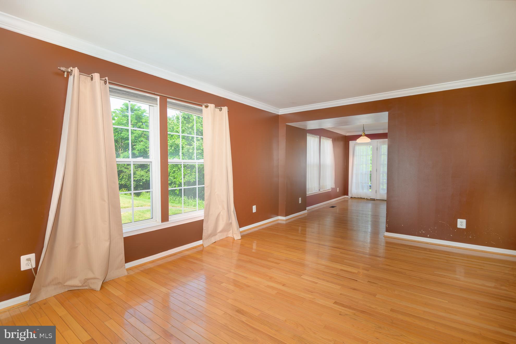 COMPTON VILLAGE - Residential