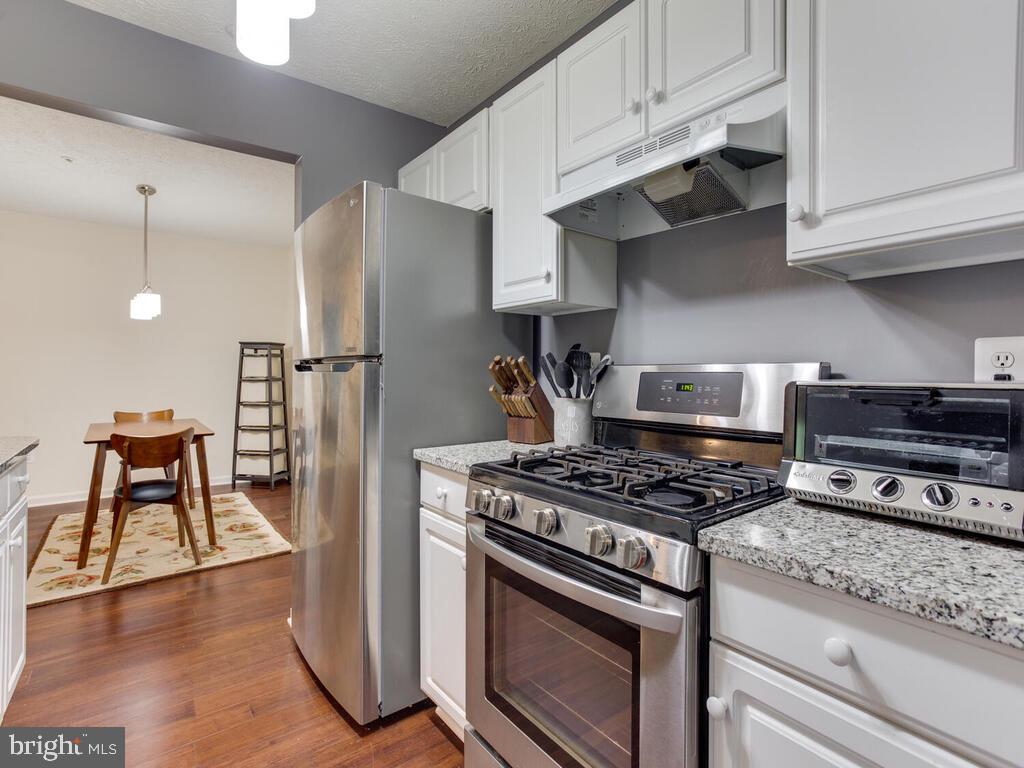 WINDGATE CONDO - Residential