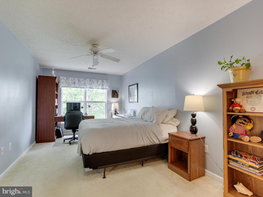 WINDGATE CONDO - Residential