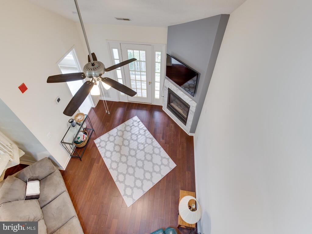 WINDGATE CONDO - Residential