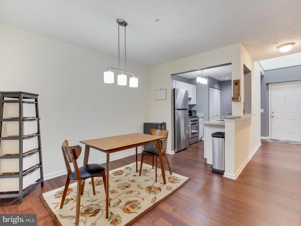 WINDGATE CONDO - Residential