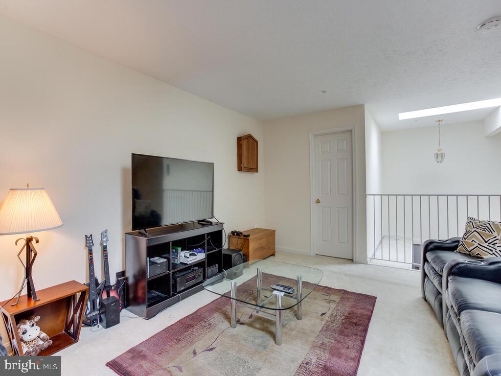 WINDGATE CONDO - Residential