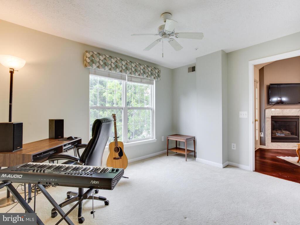 WINDGATE CONDO - Residential