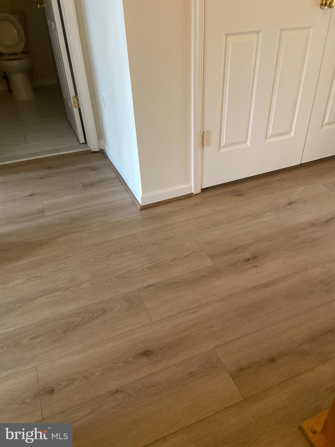 POTTERS GLEN - Residential Lease