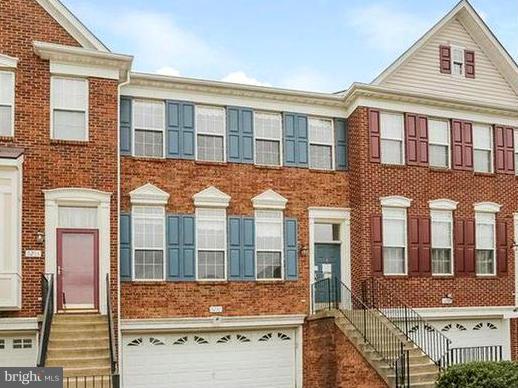 POTTERS GLEN - Residential Lease