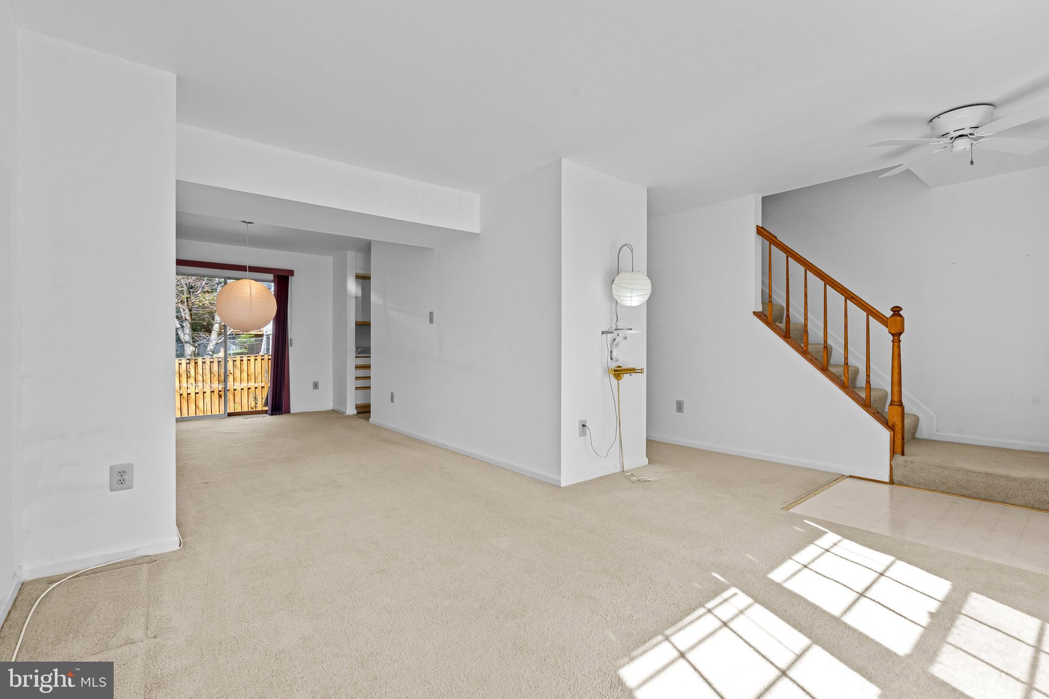 COURTLAND MANOR - Residential