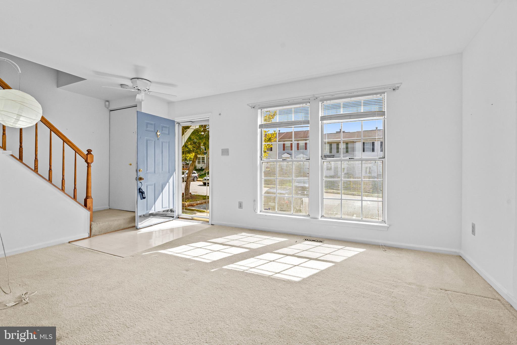 COURTLAND MANOR - Residential