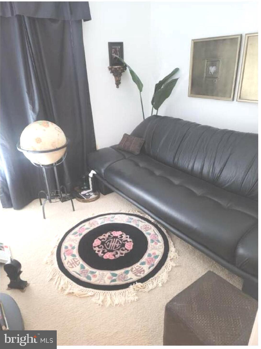 COURTLAND MANOR - Residential