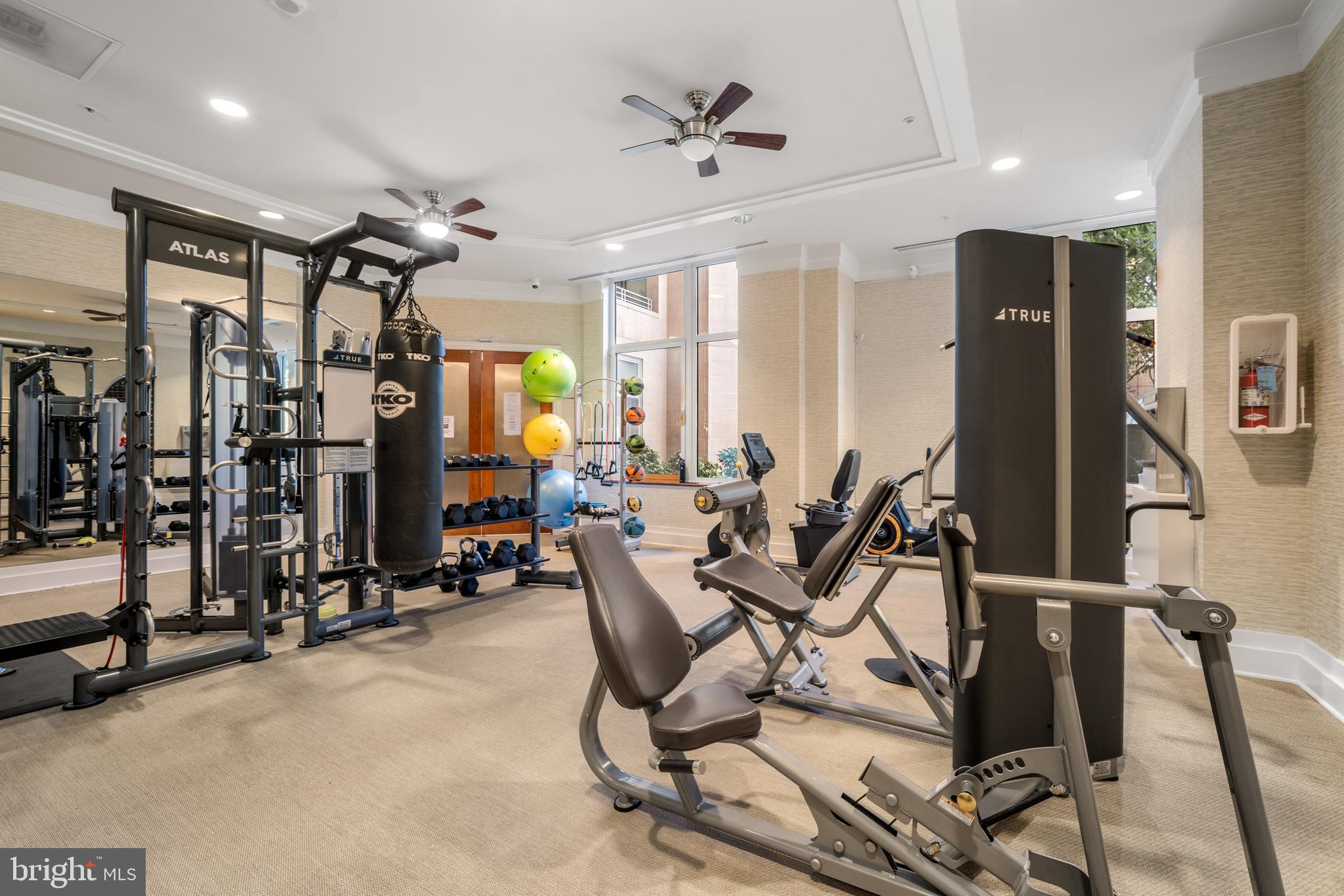 ONE PARK CREST - Residential