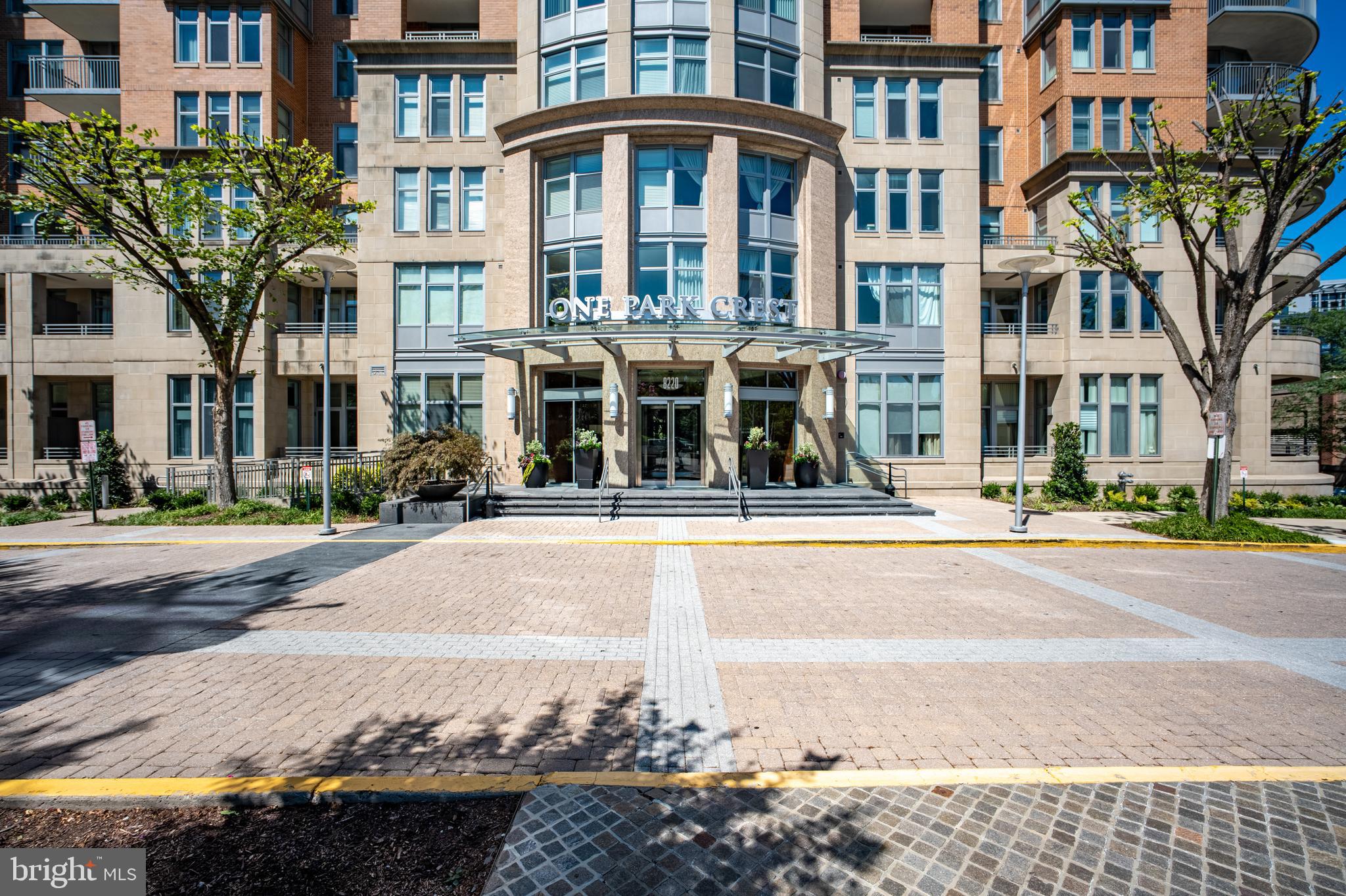 ONE PARK CREST - Residential