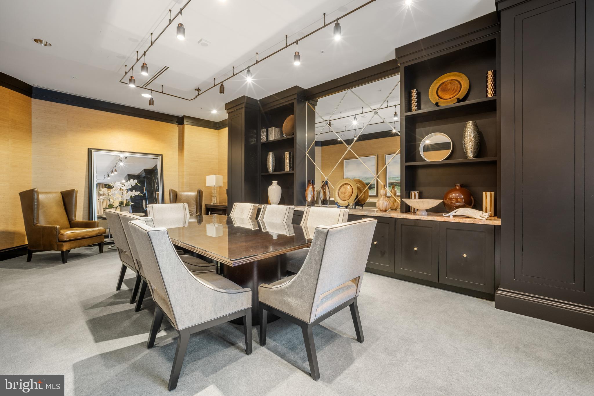 ONE PARK CREST - Residential