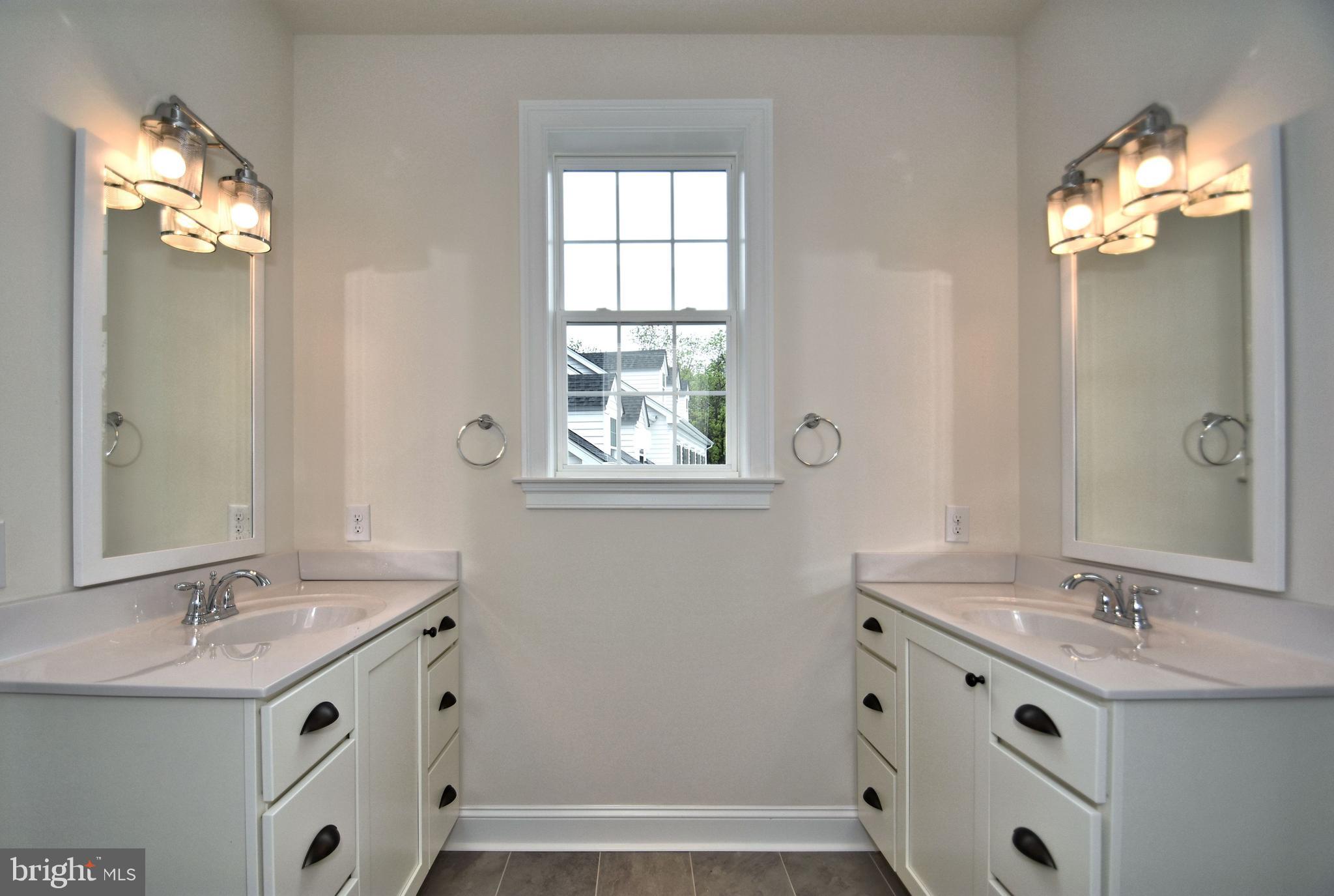 BERWYN VILLAGE - Residential