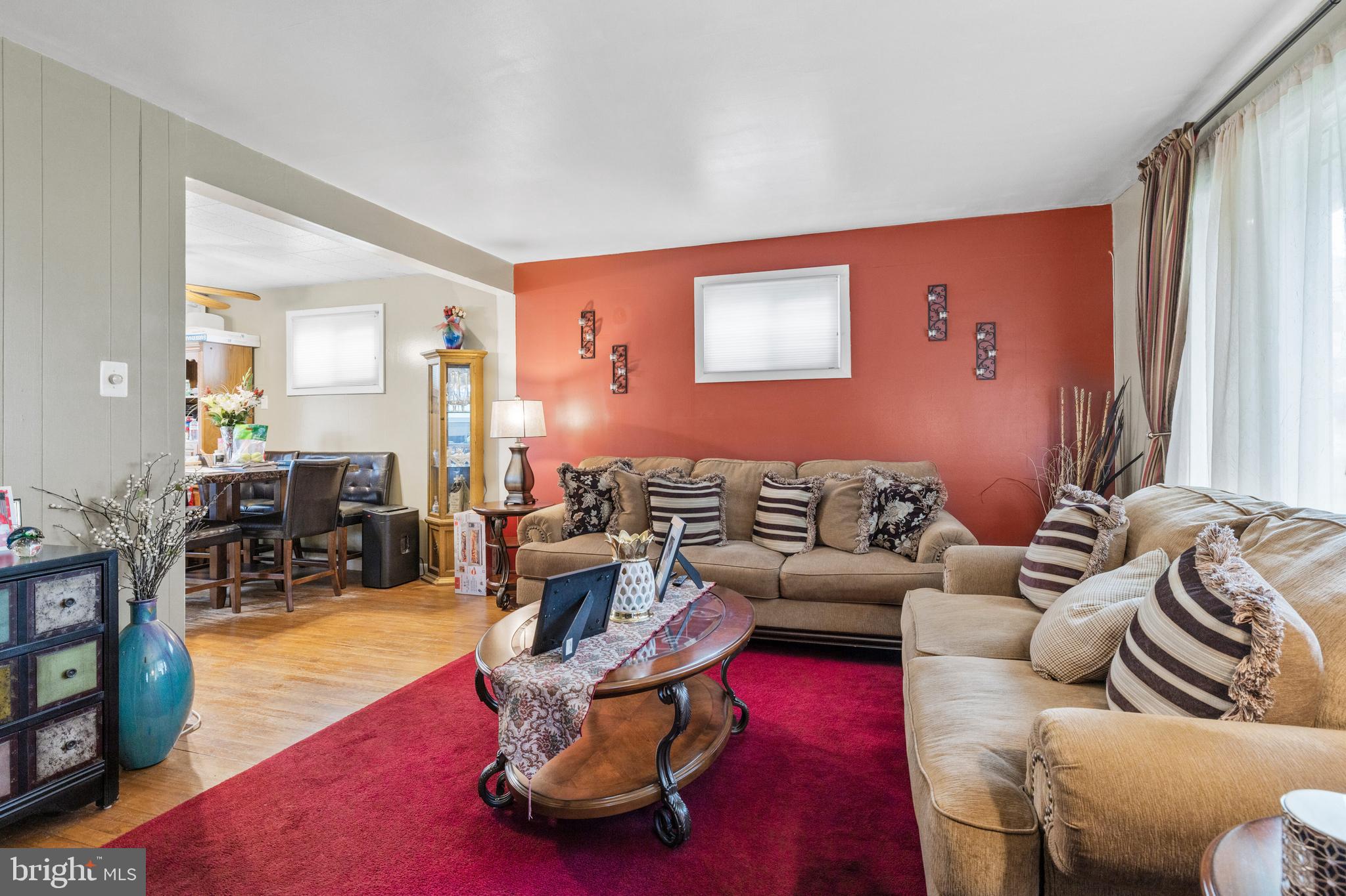 ABINGTON WOODS - Residential