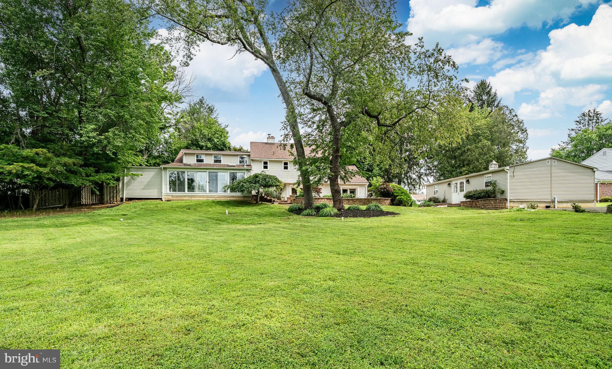 FOX VALLEY - Residential