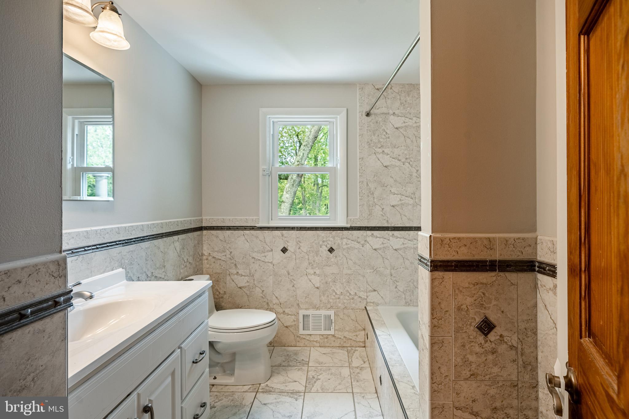 FOX VALLEY - Residential