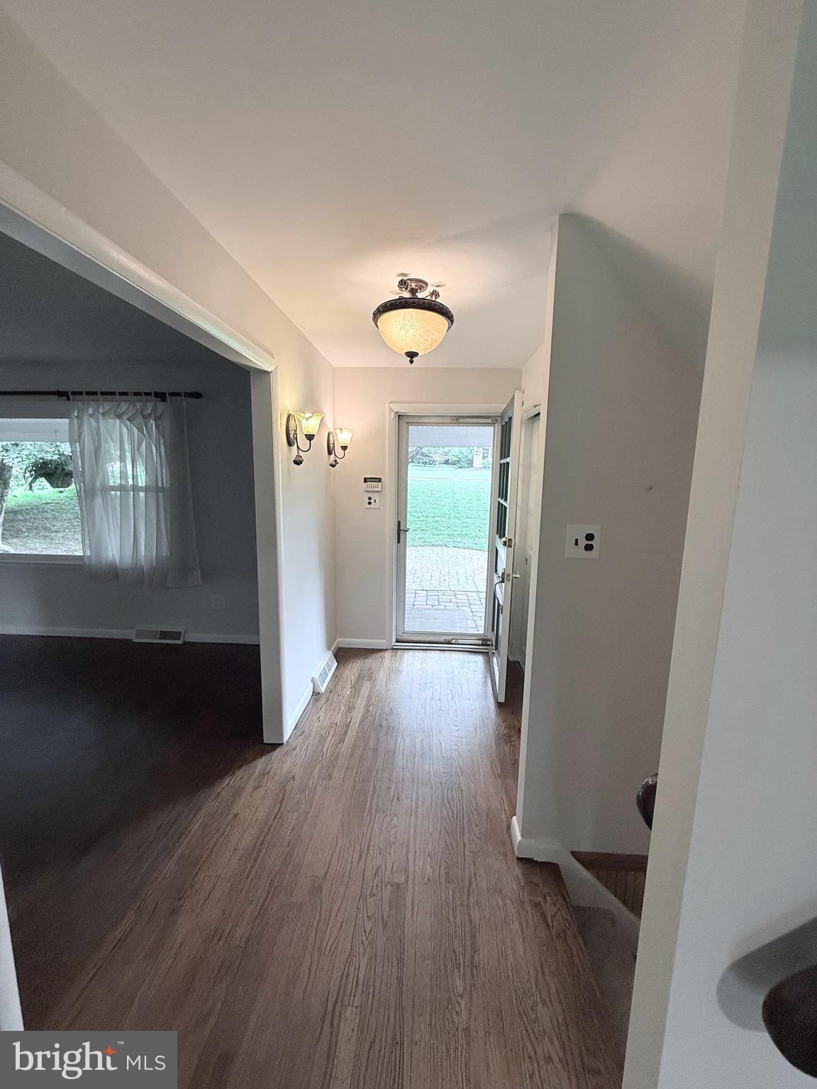 FOX VALLEY - Residential