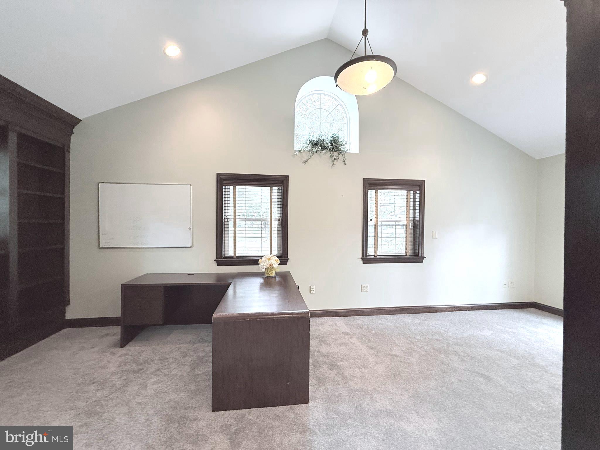 FOX VALLEY - Residential