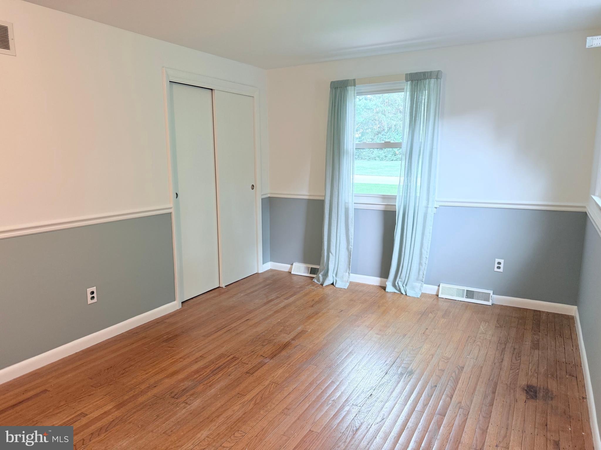 FOX VALLEY - Residential