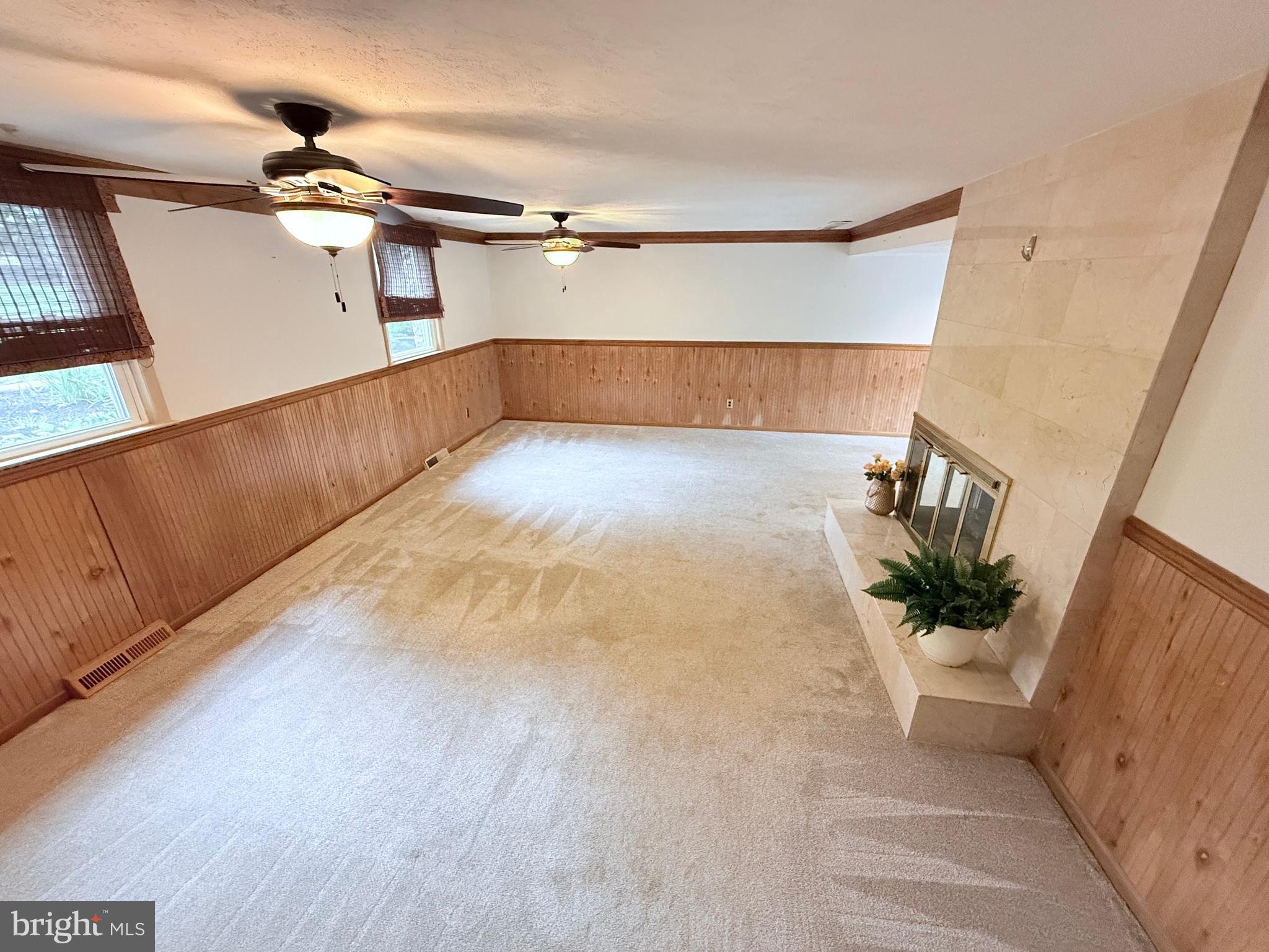 FOX VALLEY - Residential