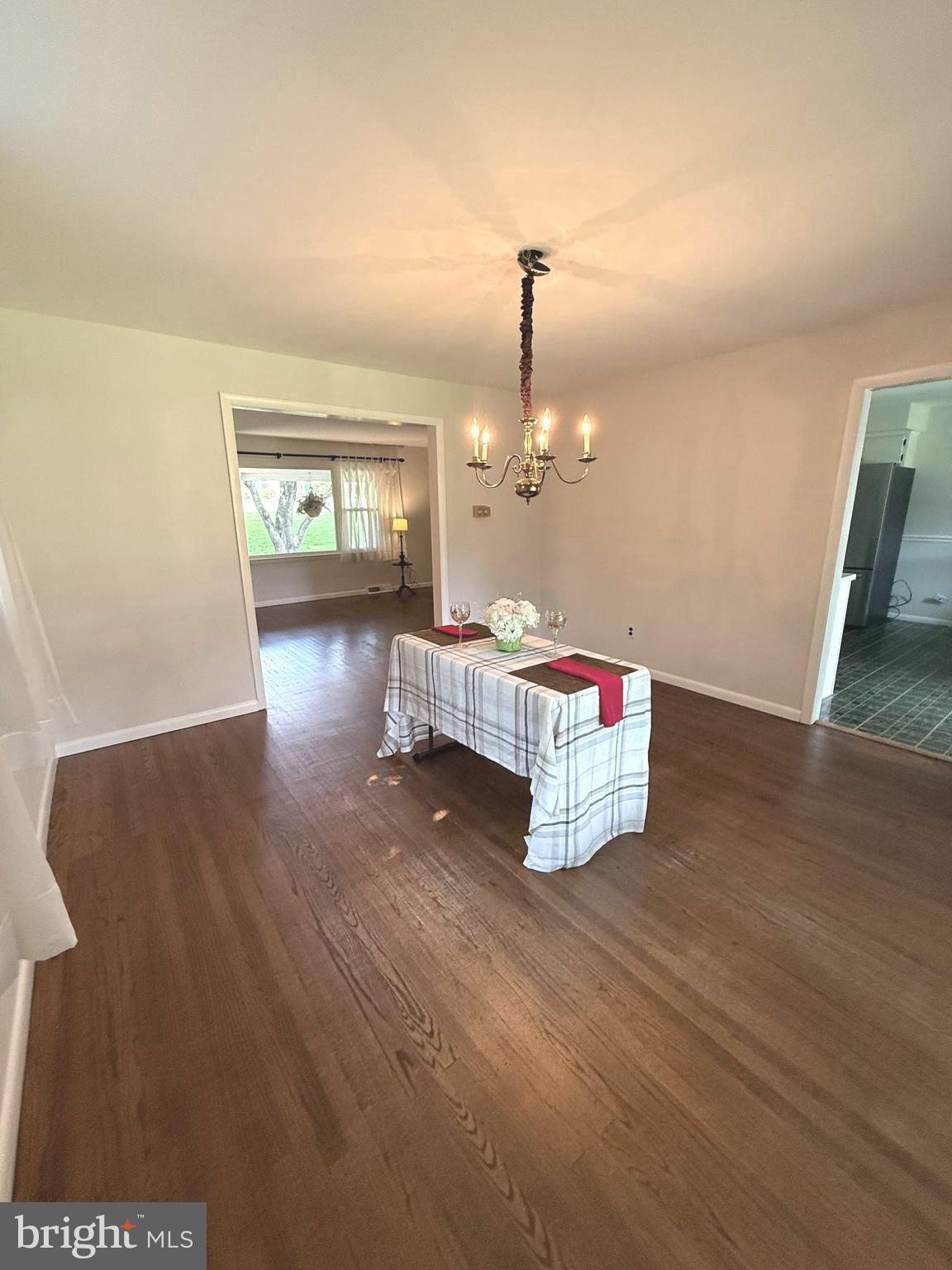 FOX VALLEY - Residential