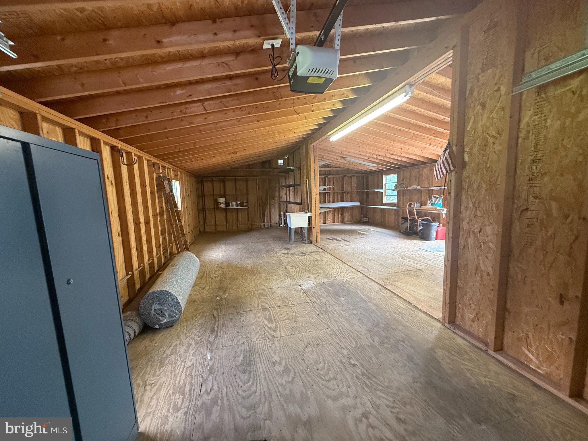 FOX VALLEY - Residential