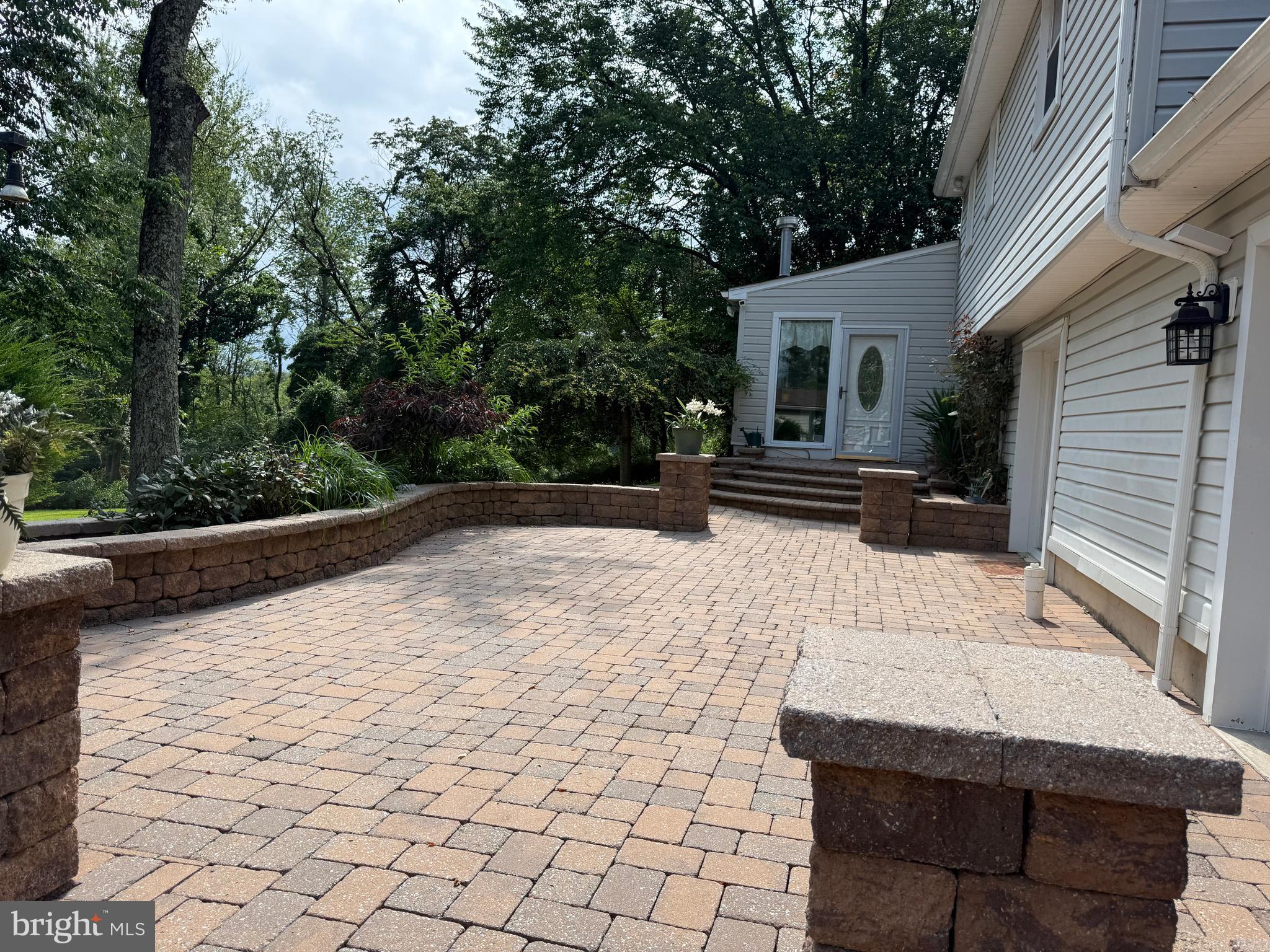 FOX VALLEY - Residential