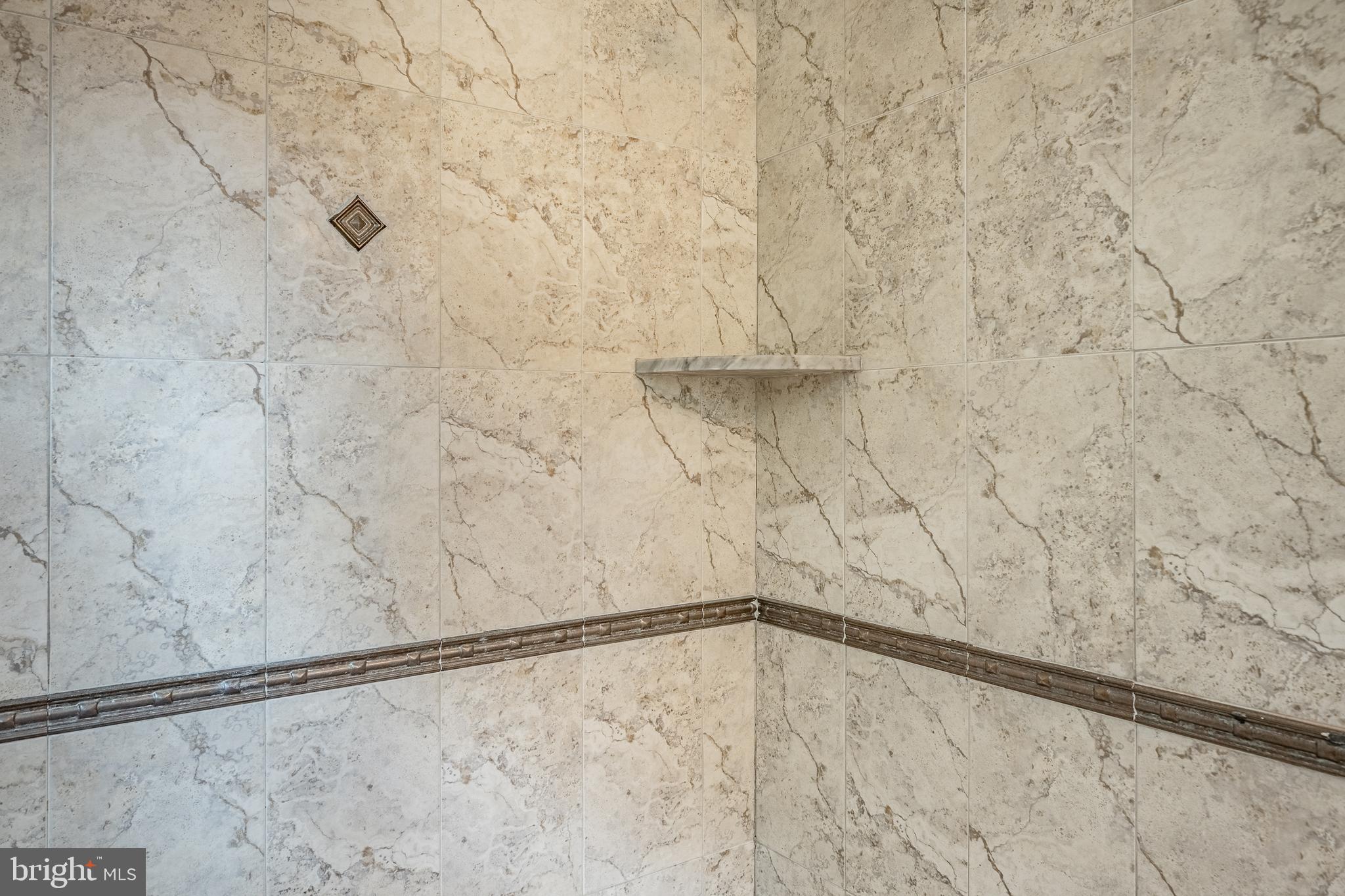 FOX VALLEY - Residential