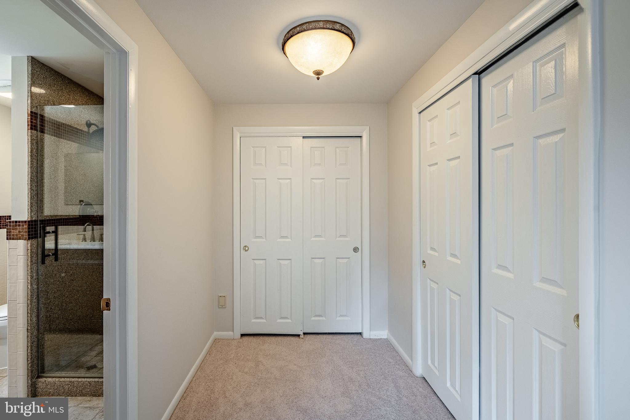 FOX VALLEY - Residential