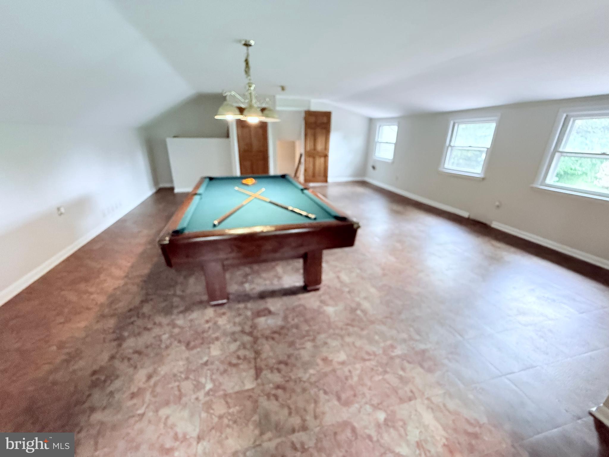 FOX VALLEY - Residential