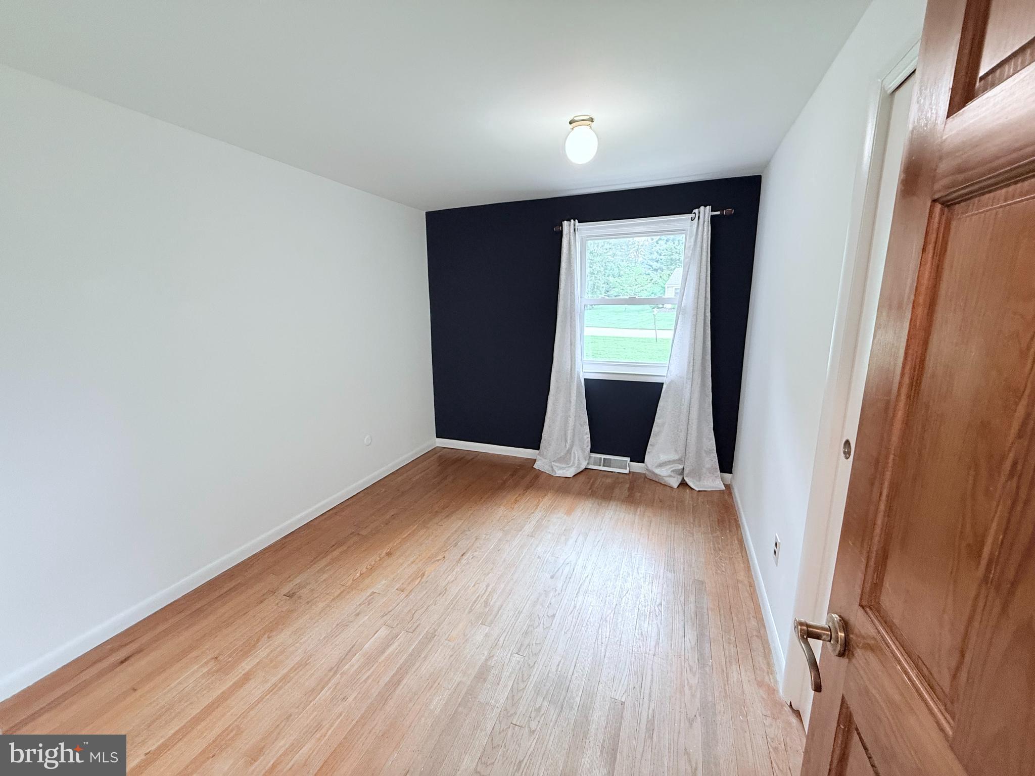 FOX VALLEY - Residential